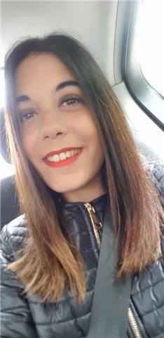 Ragazza di 29 anni diplomata liceo linguistico offre lezioni di inglese dai 6 ai 15 anni