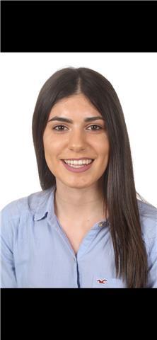 Estudiante universitaria de magisterio bilingüe ofrece clases particulares en primaria y secundaria especializada en centros bilingües