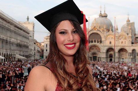 Insegnante madrelingua italiana offro lezioni private in italiano, Spagnolo, Inglese, Matematica, Storia, Storia dell'arte e Filosofia