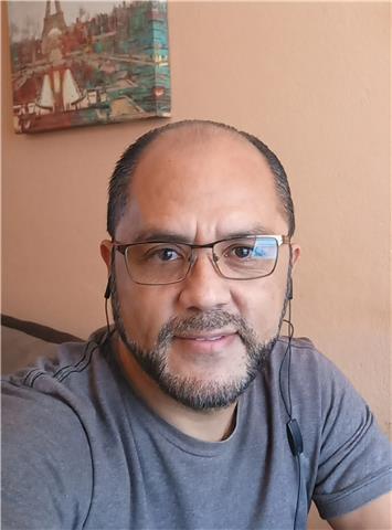 Profesor de Ingles con experiencia de 30 años enseñando a desarrollar las diferentes habilidades en las cuales está sustentado el aprendizaje de una segunda lengua. Hablar, entender, leer y escribir