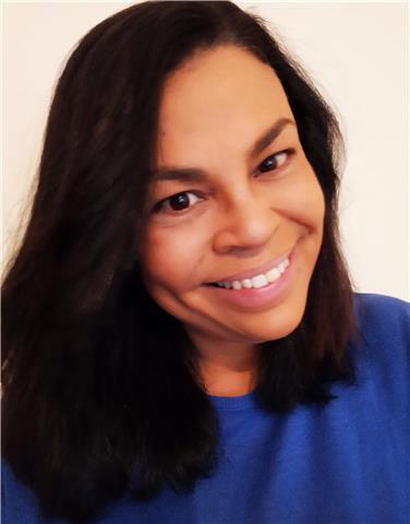 Play in english with diahann!