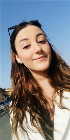 Offro lezioni di grammatica e pronuncia inglese a ragazzi/e dalla prima media al quinto superiore