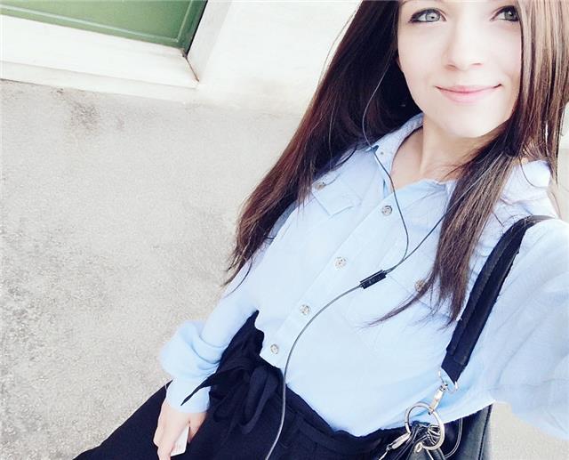 Studentessa diplomata al Liceo Scientifico