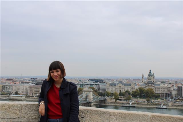 Studentessa universitaria in Lingue offre ripetizioni di francese per ragazzi delle medie e superiori