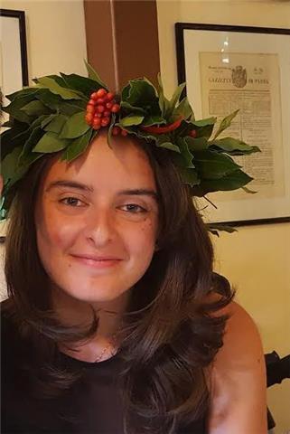 Insegnante con laurea magistrale in Scienze pedagogiche e laureanda magistrale in Linguistica moderna (per insegnamento scuola media di italiano, geografia e storia). Attualmente insegnante scuola primaria e da 5 anni lavoro presso la scuola pubblica