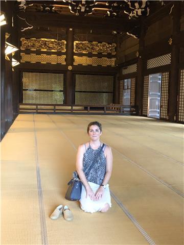 A tod@s! soy mªcarmen , farmacéutica y con más de 5 años de experiencia en clases particulares de matemáticas, física/química y biología