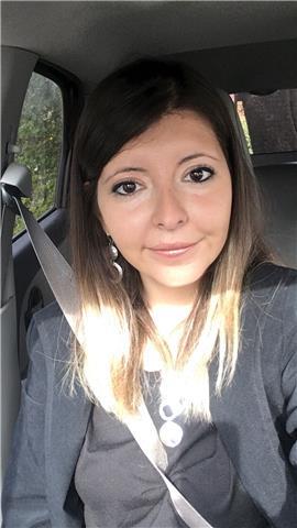 Profesora educación general Básica con mención en lenguaje y comunicación y Magister en psicopedagogía