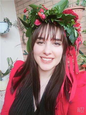 Sono una ragazza laureata in lettere per il turismo