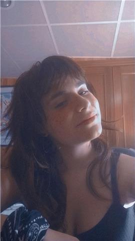 Chica de 18 años con b2 ofrece dar clases de inglés