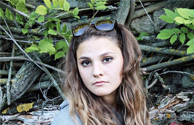 Sono una ragazza che lavora bene a contatto con bambini e anche in gruppo, sono attualmente una studentessa universitaria e frequento l’Istituto Universitario di Architettura di Venezia. 
Sono quasi alla fine de mio percorso triennale per poi intraprender
