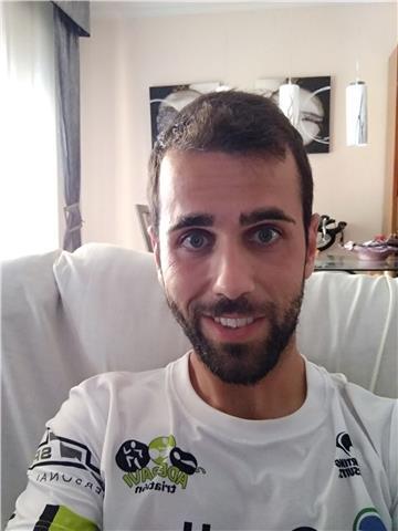 Se ofrece entrenador personal