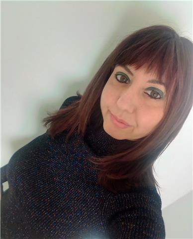 Insegnante madrelingua italiana, laureata in giurisprudenza, con esperienza nel settore legale e nell'ambito della formazione, in qualità di tutor universitario, offresi per lezioni di diritto civile, diritto penale, diritto del lavoro, diritto amministra