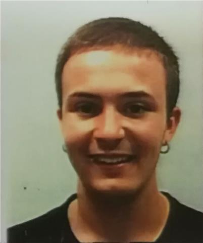 Soy un chico de 19 años, en segundo de carrera (economía+efya) con un 8 de media y dos matriculas de honor. doy clases nivel basico de todo. preguntad