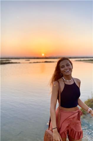 Graduada en Química. Oferto clases particulares Química, Física y Matemáticas a alumnos desde ESO hasta Grados Universitarios