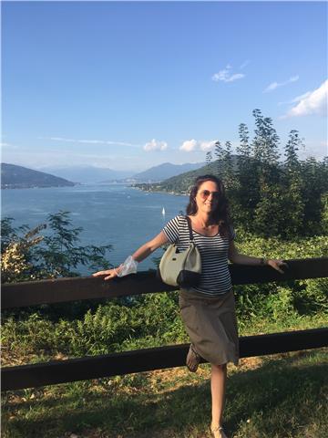 Insegnante laureata in lettere moderne offre ripetizioni a costo conveniente per materie letterarie: italiano, storia, geografia. anche per stranieri! contattatemi al sono di biella, offro anche ripetizioni con videochiamata