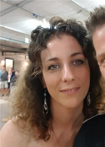 Insegnante scuola dell'infanzia, laureata, e diplomata al liceo classico, si offre per aiuto compiti