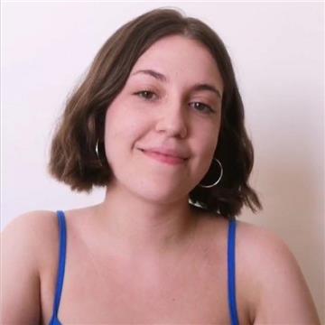 María