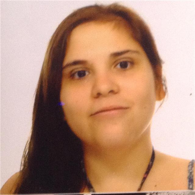 Buena en informática y con ganas de ayudar