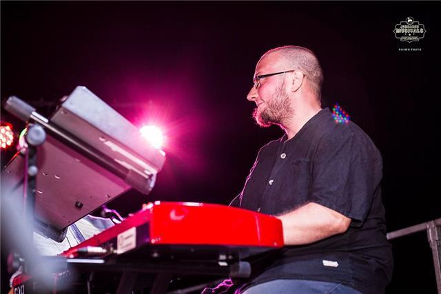 Clases piano y armonía en sant cugat y alrededores (clásico o moderno)