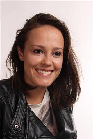 Lengua española, inglés hasta b2, filosofía, y asignaturas de letras