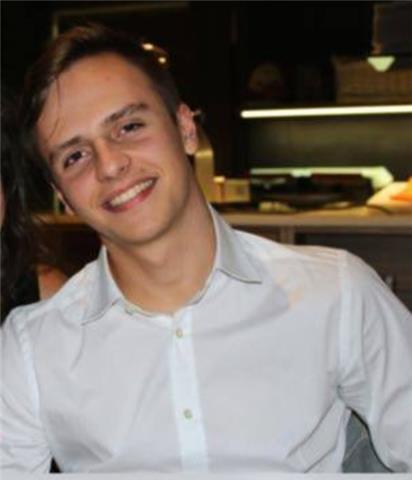 Posso darvi una mano in qualsiasi aspetto delle materie scientifiche, aiuto gia diversi ragazzi delle medie e superiori (liceo scientifico incluso) in matematica e fisica! Accetto anche la possibilita di fare lezioni online