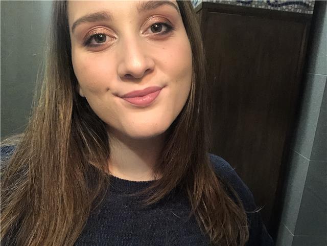 Studentessa universitaria con esperienza di un anno negli Stati Uniti e diplomata al liceo linguistico offre ripetizioni di inglese