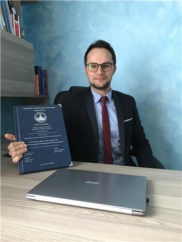 Laureato magistrale in Direzione e Consulenza Aziendale