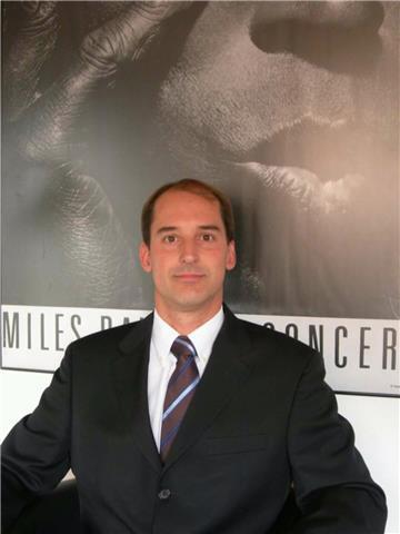 English for business, orientado a ejecutivos y directivos en proceso de internacionalización o interesados en comercio exterior / exports /imports