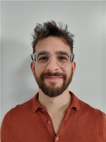 Mi presento, sono David, da Madrid. Insegnante madrelingua spagnolo