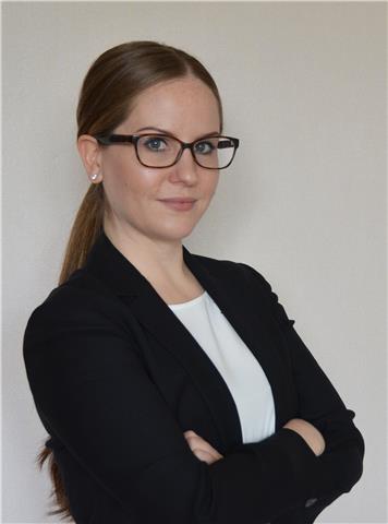 English for intermediate+, general, business and legal