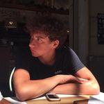 Salve, sono uno studente di scuola superiore che vuole aiutare i ragazzi e bambini ad appassionarsi e a capire la matematica