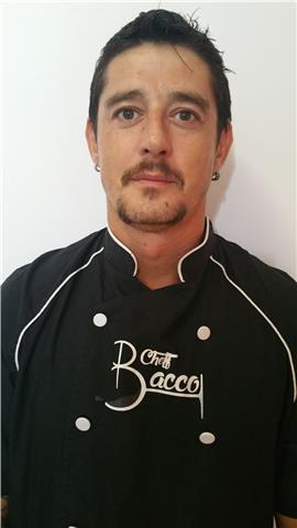 Docente de cocina con treinta años de experiencia en el sector hosteleria