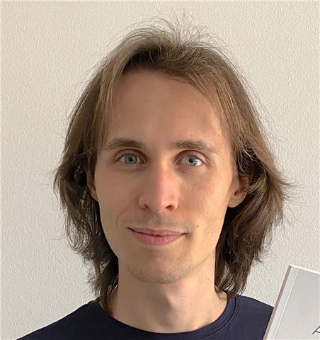 Clases de técnica vocal y canto moderno. lenguaje musical, harmonía y composición musical