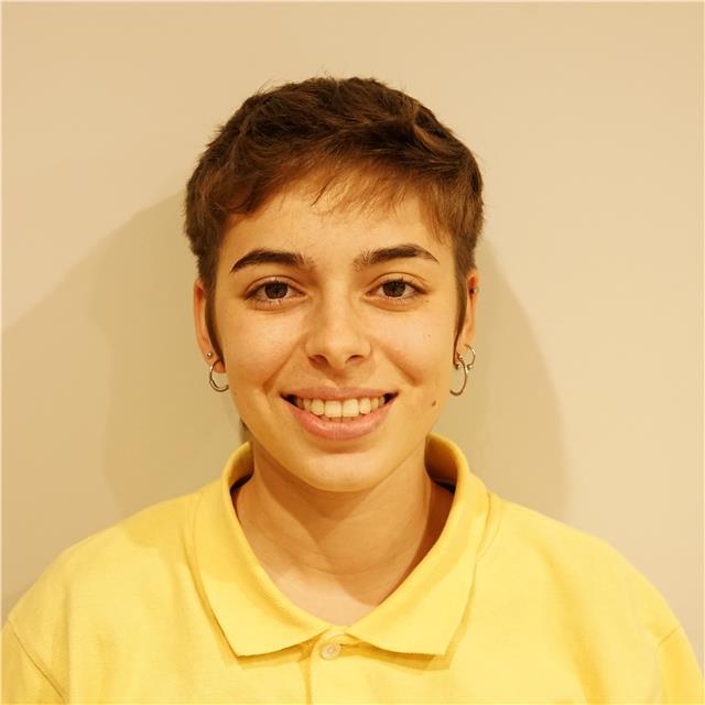 Profesora de inglés nivel medio