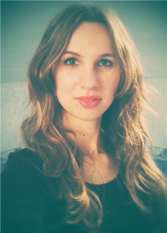 I have a native level of English. I can help students to improve their language Skills and use the language with confidence. I live in Ireland whereI work with children as an educator.I also speak Polish and Spanish