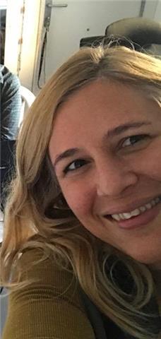 Profesora nativa de francés con Master en traducción y enseñanza de idiomas