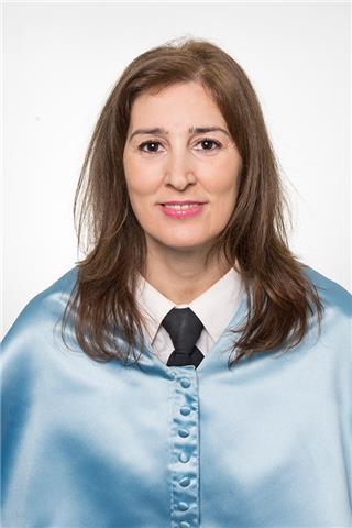 Profesora de educación primaria con mención en audición y lenguaje especializada en clases para niños de forma presencial