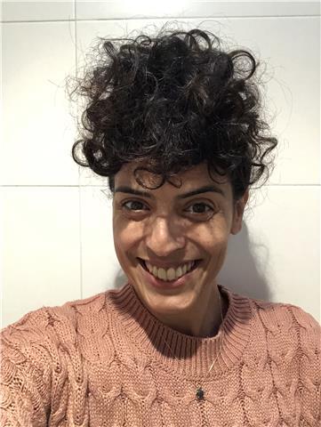 Profesora de ingles y facilitador de grupos