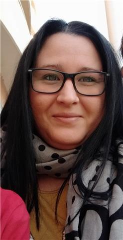 Graduada en educación infantil y graduada en filologia catalana se ofrece para dar clases de repaso/apoyo para alumnos de primaria y eso. también preparación para la obtención de titulos de valenciano (todos los niveles)