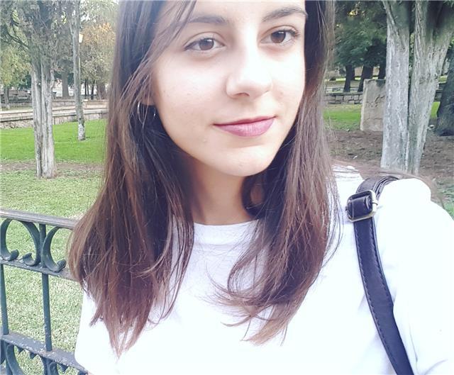 Profesora graduada en filología inglesa y con experiencia, ofrezco clases particulares a domicilio para alumnos con niveles de a1-b2