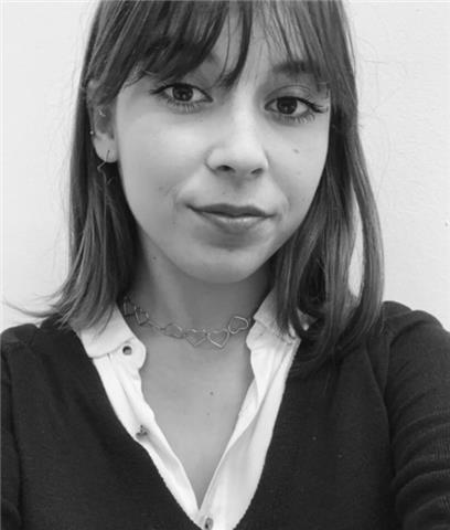 Profesora de inglés ofrece clases de conversación a niños, jóvenes y adultos