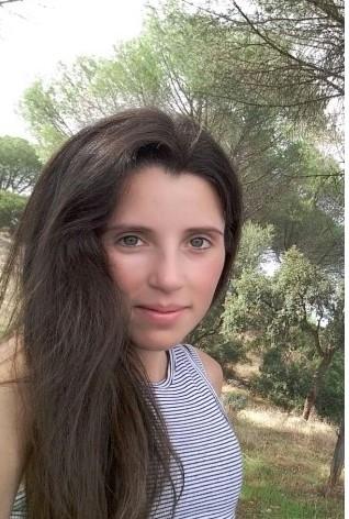 Laureata in biologia, offro ripetizioni a bambini e ragazzi inerenti le seguenti materie: biologia, chimica, matematica e fisica, scienze della terra