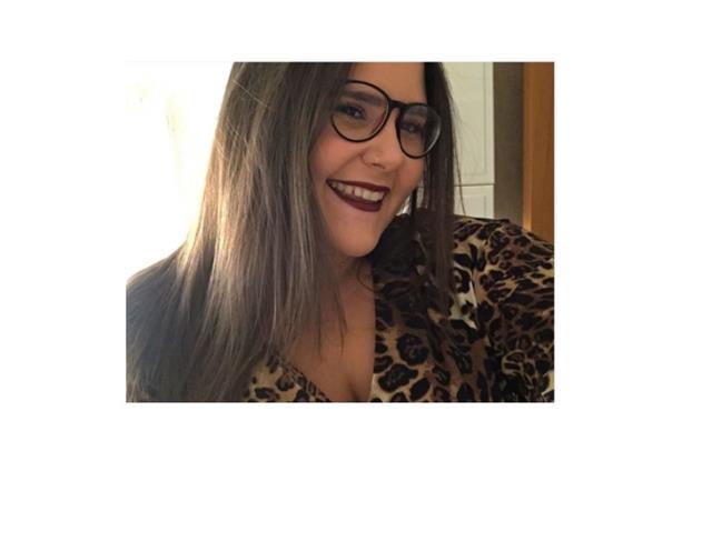 Hola, soy Leticia y estoy dispuesta a dar clases a tus hijos/as