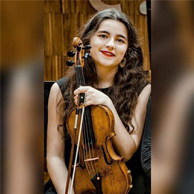 Clases de violín. violinista para eventos con equipo de sonido disponible