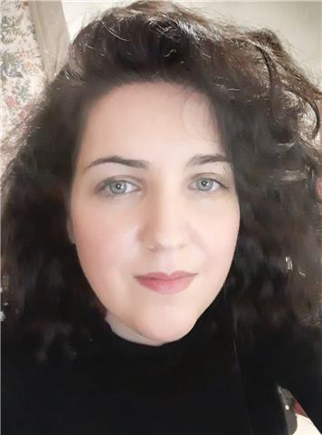 Professeur expérimentée Maths, Biologie, Physique Chimie propose des cours niveau primaire, collège, Seconde.
Professeur concertiste de violon et Chant égalemen en plus d'être professeur en sciences