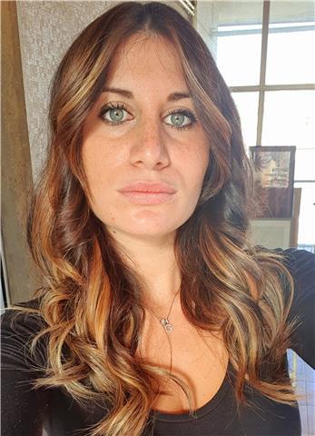 Laureata in scienze Pedagogiche ho da sempre dato ripetizioni in materie umanistiche a ragazzi e bambini di tutte le età. Sto studiando per conseguire la laurea Magistrale in Sociologia così da richiedere i 24 CFU ed entrare a lavorare a scuola come inseg