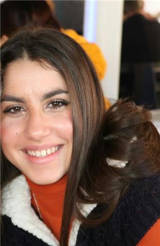 Studentessa laureanda in Filosofia offre aiuto compito e lezioni private zona Torino per studenti dalle elementari ai primi anni di liceo scientifico
