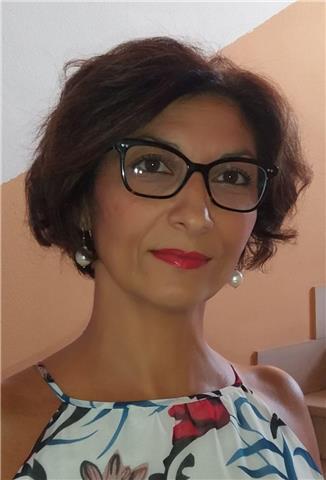 Insegnante ed esperta in Lingua Francese impartisce lezioni private e online per recupero materia e conversazione