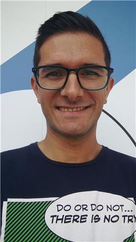 Clases de matemáticas hasta el nivel de 4°eso, experiencia con alumnado adolescente
posibilidad de dar también a 1er año de magisterio