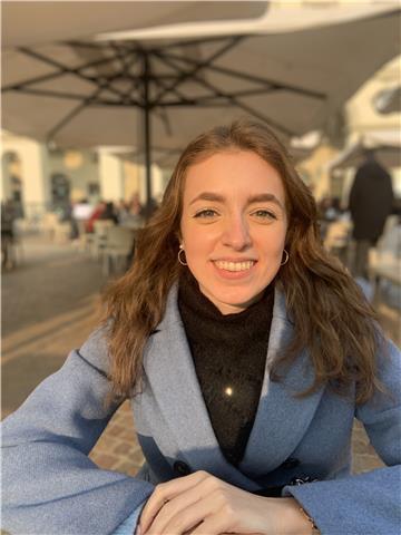 Aiuto compiti e ripetizioni di matematica, inglese, italiano, diritto, storia ed economia politica